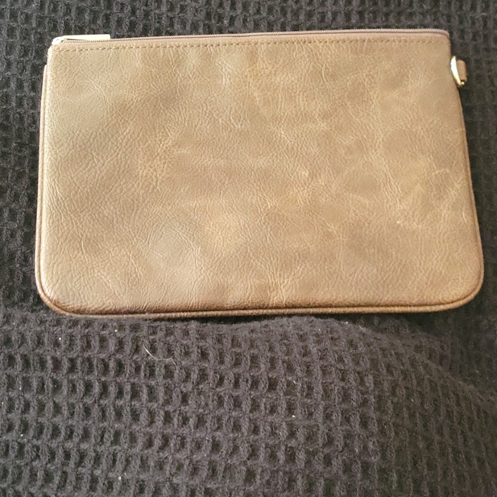 31 Rubie Mini, Chestnut Distressed Peeble